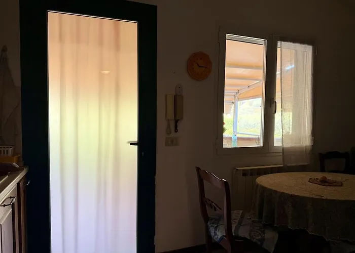 Apartamento Host4u - Casa Con Giardino E Parcheggio Privato - Casa Carla *