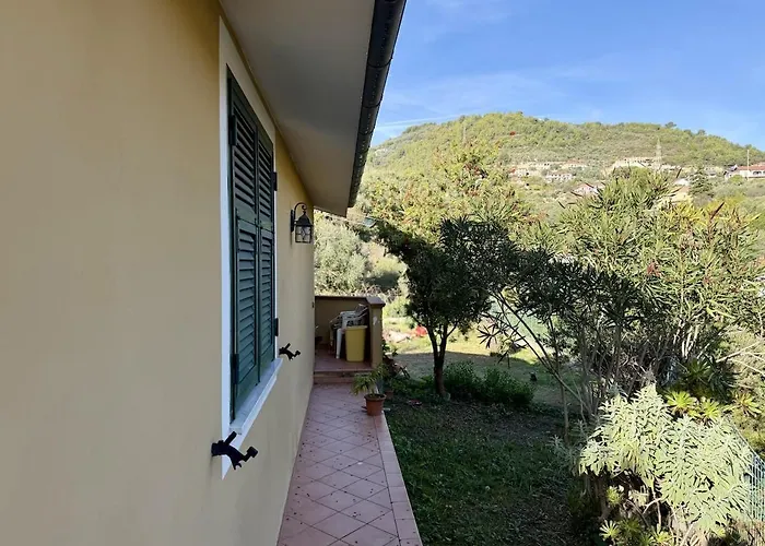 Apartamento Host4u - Casa Con Giardino E Parcheggio Privato - Casa Carla