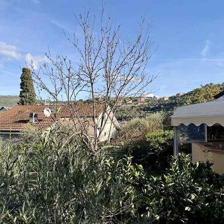 Host4u - Casa Con Giardino E Parcheggio Privato - Casa Carla * Imperia