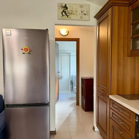 아파트 Host4u - Casa Con Giardino E Parcheggio Privato - Casa Carla 임페리아