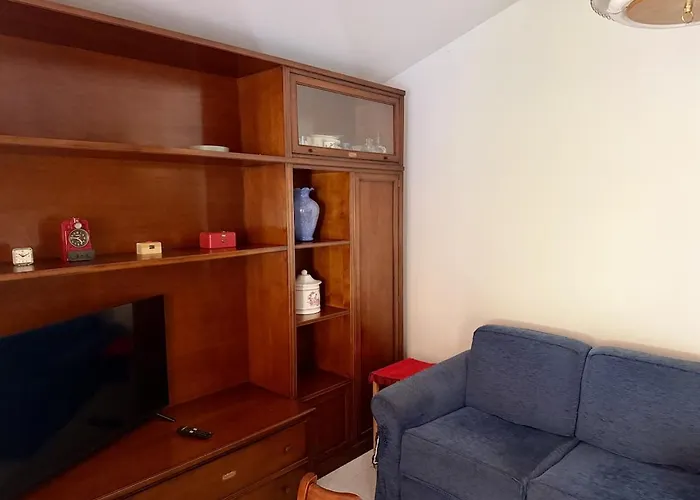 Host4u - Casa Con Giardino E Parcheggio Privato - Casa Carla *