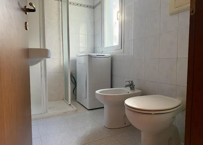 Host4u - Casa Con Giardino E Parcheggio Privato - Casa Carla Lägenhet Imperia